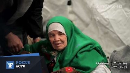 Une centenaire afghane sur les routes de l'exil