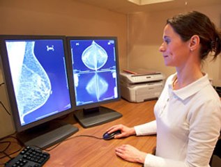 Early-stage cancer 'missed in thousands of cases'