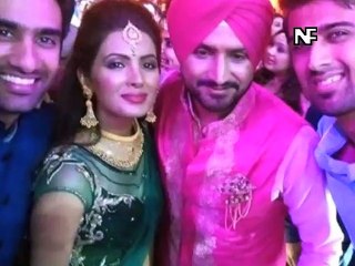 Inside Pics of Geeta-Harbhajan's Mehendi Ceremony
