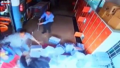 Pakistan 7.7 earthquake Video shows violent shaking
