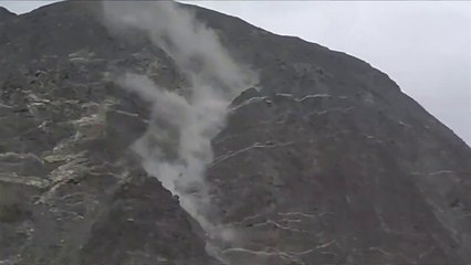 Landsliding footage after earthquake in Pakistan