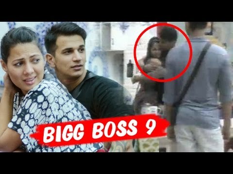 Prince Narula KISSES Rochelle Rao In Front Of Keith Sequeira | Bigg Boss 9