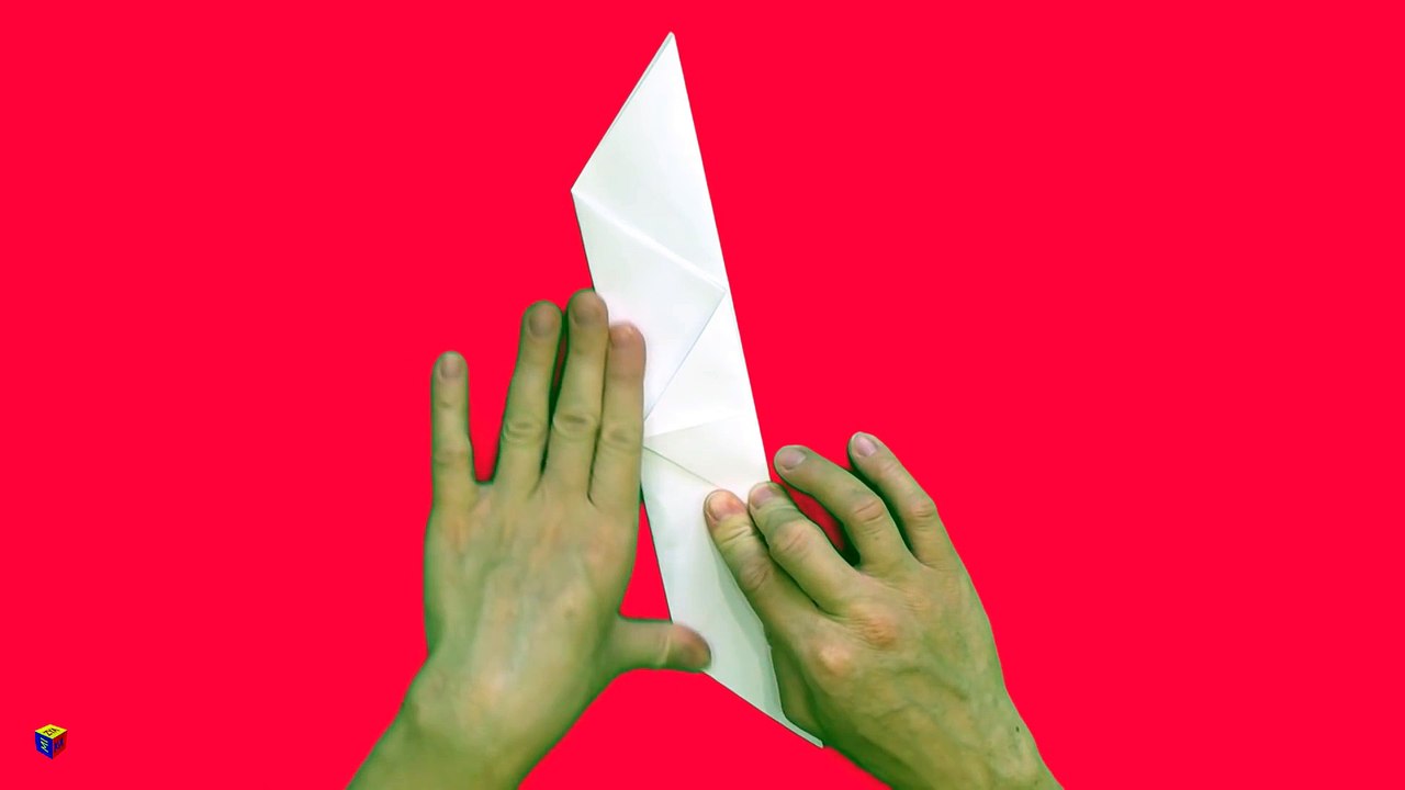 Como hacer una paloma de papel que mueve las alas. Papiroflexia. Origami dove