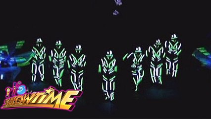 It's Showtime Halo Halloween: Amazing light performance of L.P.P.