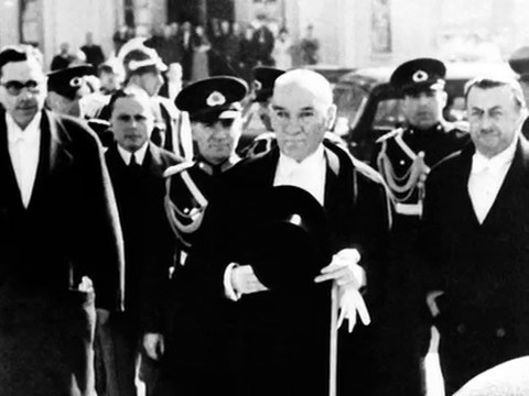 1923 RUHU İLE ...ATATÜRK GİBİ DÜŞÜNEN TÜRKİYE ve TÜRK MİLLETİ !...Hüseyin Aslan