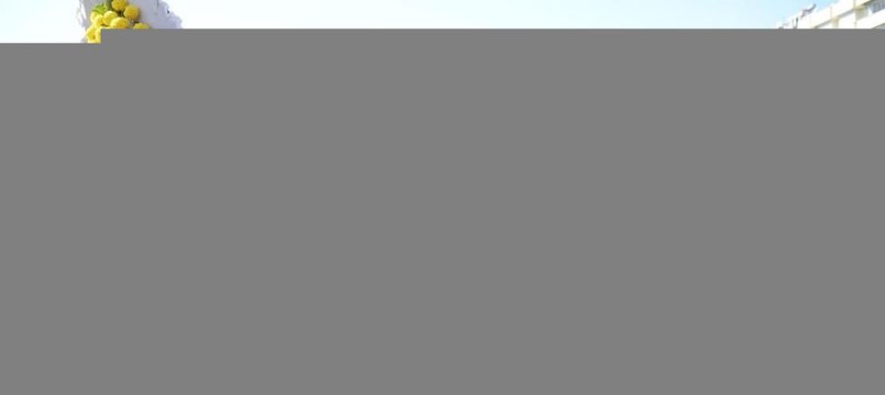 İstiklal Marşı öncesinde çelenk koyma izni verilmedi