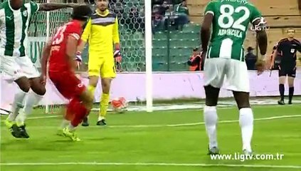 Samuel Eto'o vuelve a brillar en Turquía