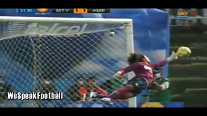 Guillermo Ochoa  The Great Wall Of Mexico
