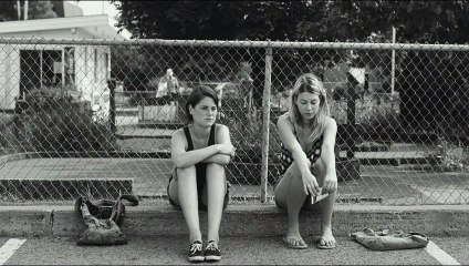 Tu dors Nicole Bande-annonce VF