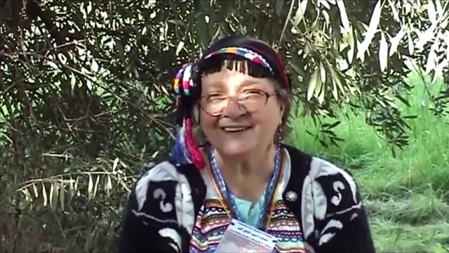 Chant - Nna Ljuhar pour ce magnifique chant traditionnel Kabyle