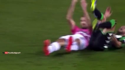 Giorgio Chiellini Red Card - Sassuolo vs Juventus Serie A 2015