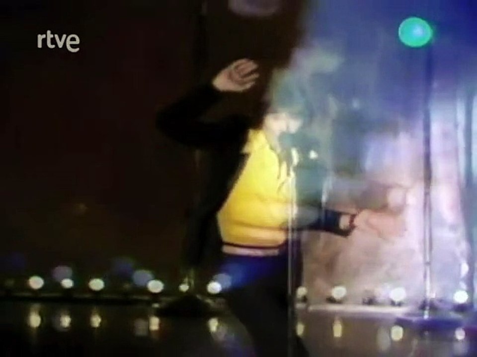 Cliff Richards - Devil Woman