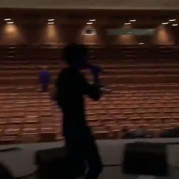 Soundcheck. А.Бон (В.Новгород, 26.02.2015) (Дима Билан)