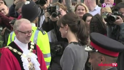 Exclu vidéo : Kate Middleton : Princesse engagée pour les enfants !