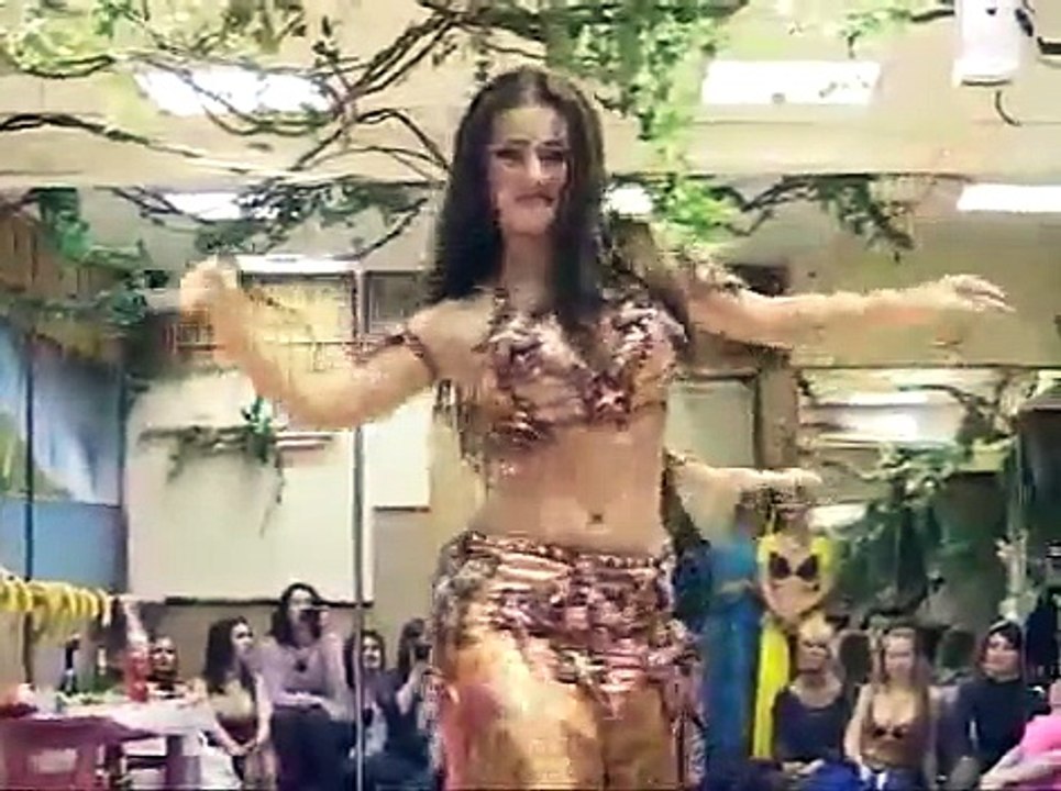 Class and Seduction: Marya Fedorova bellydancer
