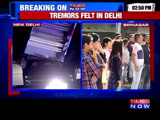 Powerful 7.5 Magnitude Earthquake STRIKES Delhi - Live Video
