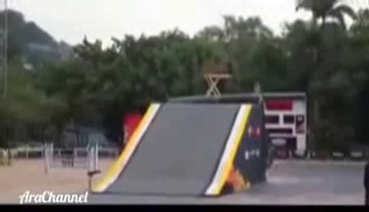 Extreme Fails Moment Videos Clips Compilation Dangerous