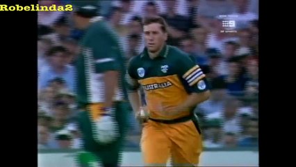 4 4 4 4 4 Abdul Razzaq vs Glenn McGrath 720p HD   1999 00 Sydney