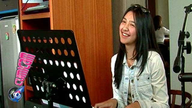 Adem Banget Suara Mikha Tambayong - Cumicam 29 Oktober 2015