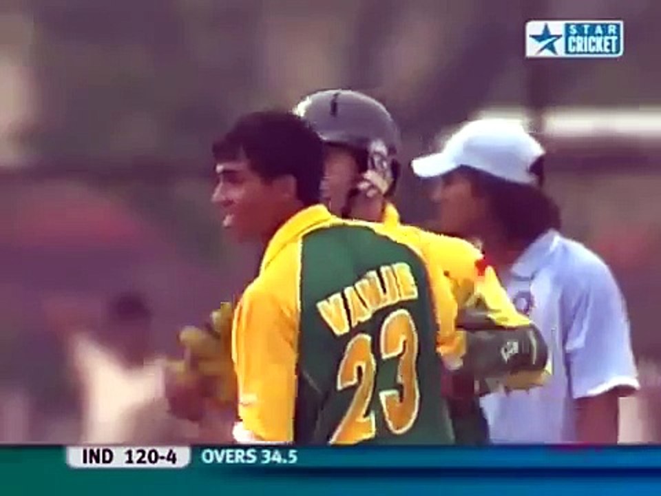 RARE One of the most weirdest Stumping dismissals in Cricket History Ever