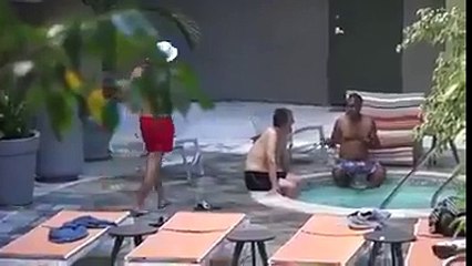 Funny clip hahahaha ..