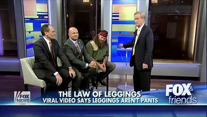 Des pères jugent un défilé de jeunes filles en leggings sur Fow News