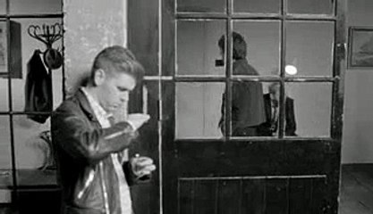 Fresh Strawberries Franz Ferdinand- [WapClubs.iN]