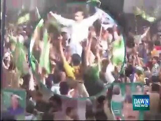 Abid Sher Ali Fall Down in Dhobi Ghat Jalsa - Watch video