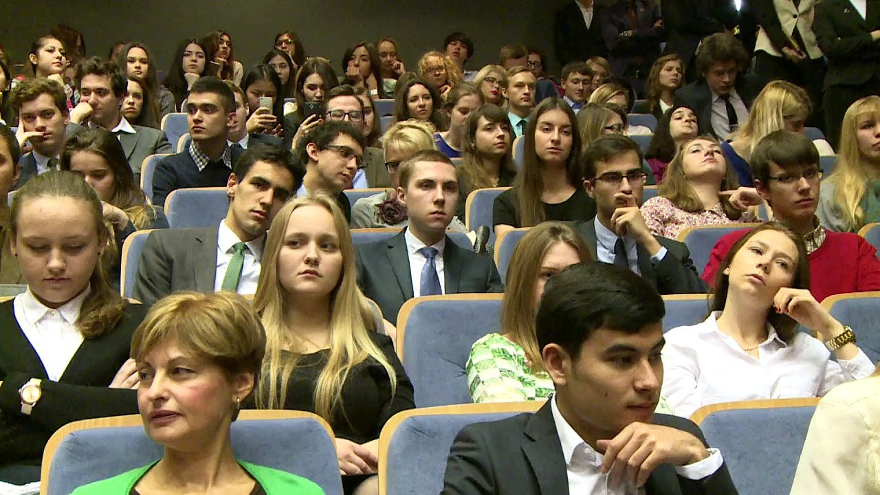 Pour Nicolas Sarkozy, la Russie est "incontournable" dans le dossier syrien