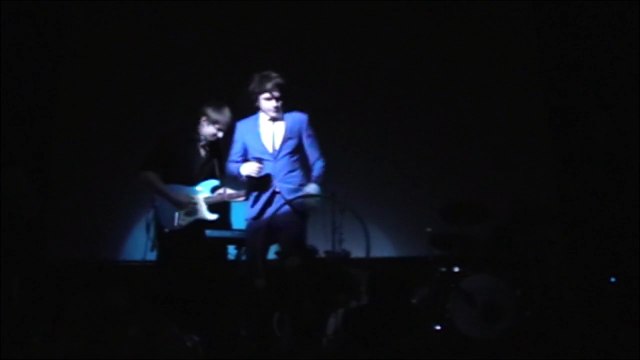 «Настоящая любовь» (конец), «Давай друг друга украдём» (начало) А.Бон (Екатеринбург, 21.04.2015) (музыка)