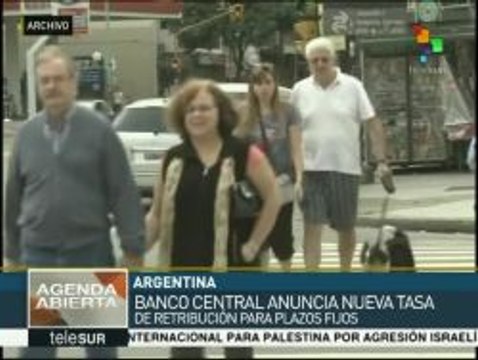 Argentina: promueven ahorro en pesos y menor compra de dólares