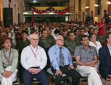 Maduro anunció un 30% del aumento salarial para el sector educativo