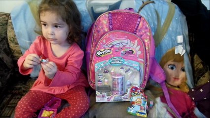 Shopkins food fair cupcake season 3, plushie hanger and blind baskets season 2 Fun for Everyone