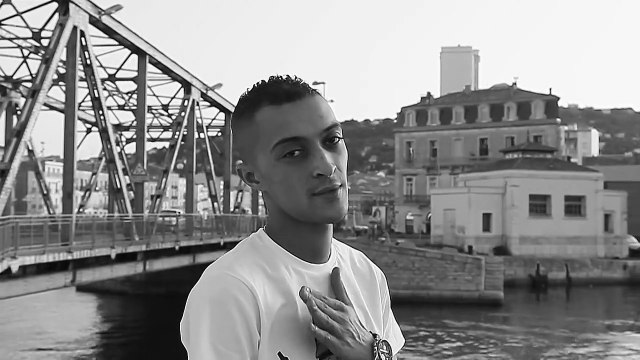 DEMI PORTION - Juste avant les histoires (clip)