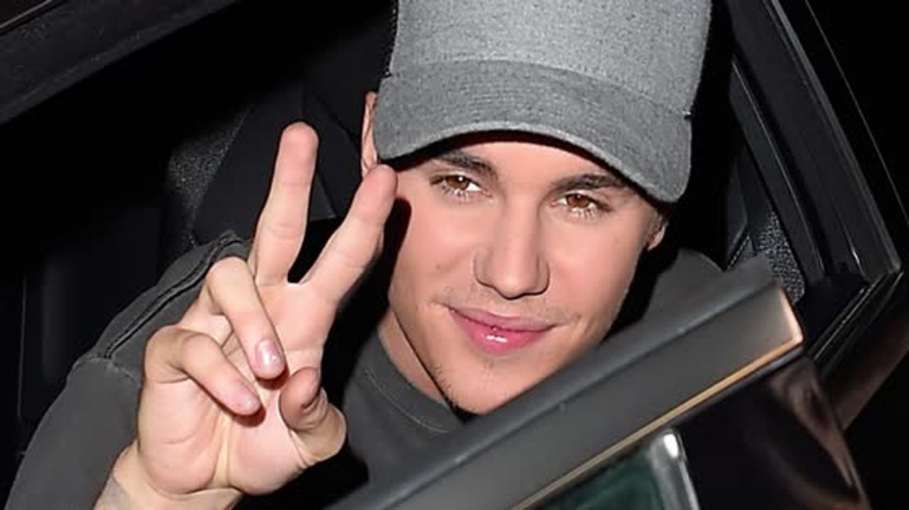 Justin Bieber Walks Out of Spanish Radio Show