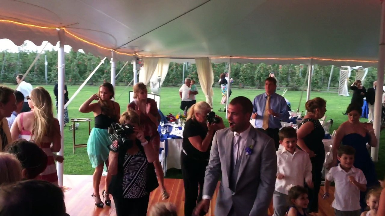 DJ Imho, Uplighting & Photobooth Setup @ Sweet Berry Farm, Middletown, RI