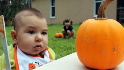 Ember and Connor Carving Pumpkins 2015 - Halloween