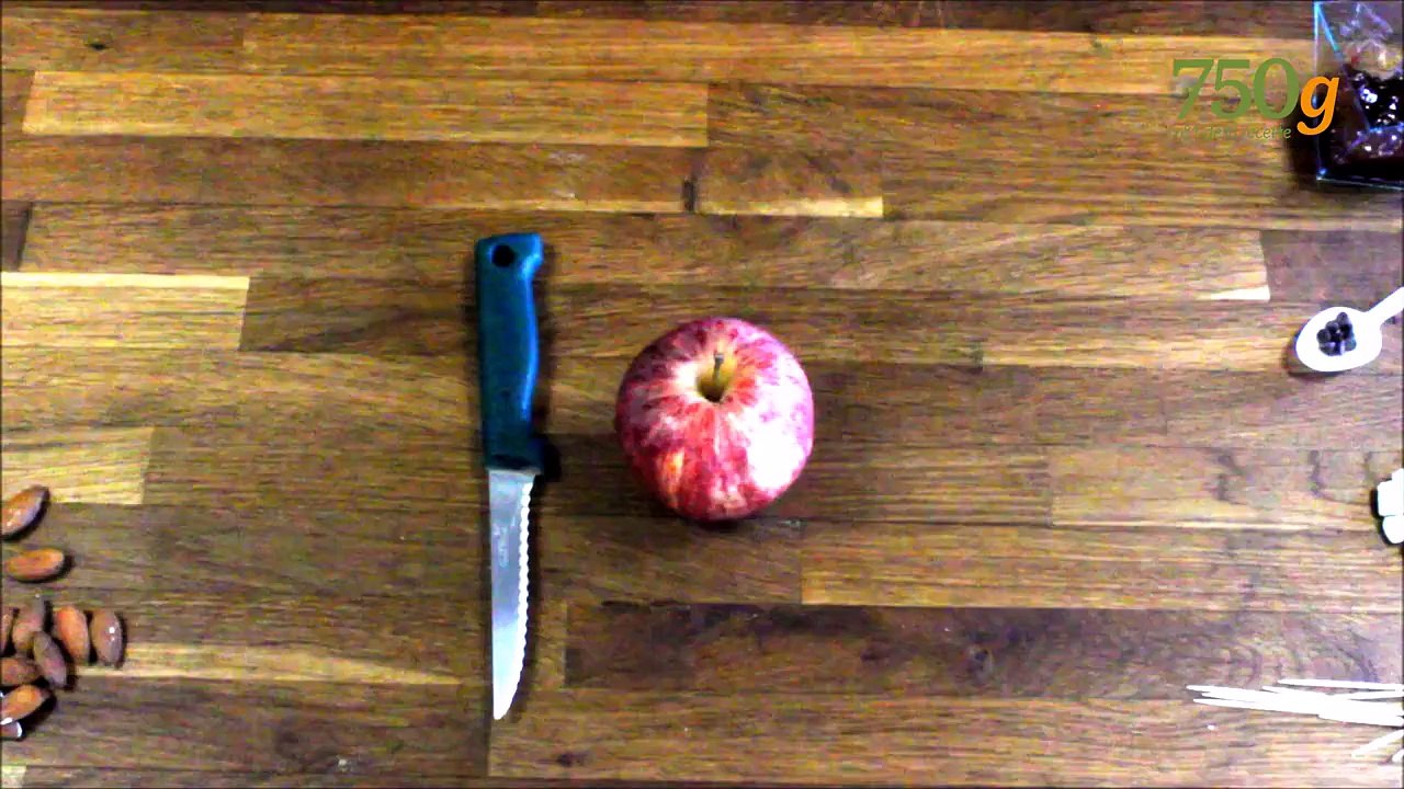 Spécial Halloween : Faire un monstre avec une pomme ...