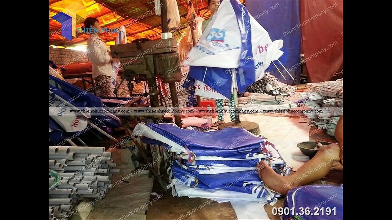 Dù che quảng cáo ngoài trời số lượng lớn giá rẻ tại xưởng