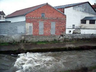 vidéo 47 ) le sichon a vichy le 10 janvier 2016