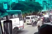 Video Detik Detik Sopir Busway Dihajar Massa Berita Terbaru Hari Ini