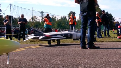 F4F PHANTOM BIG RC SCALE TWIN TURBINE MODEL JET FLIGHT DEMO / RC Airshow Hausen am Albis 2