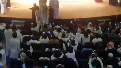 Dubai Show Attan da musafaro Neelam Gul Dance Pushtotube.net