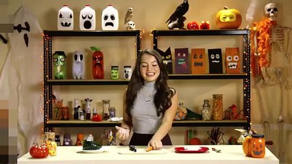 Halloween Hacks | Creepy Witch Fingers | Isabella Moner #1 (Comic FULL HD 720P)