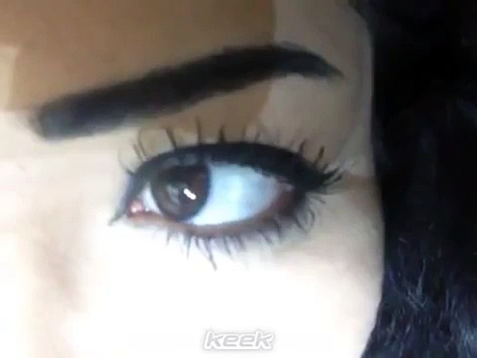 عراقيه عاجبتها عيونها