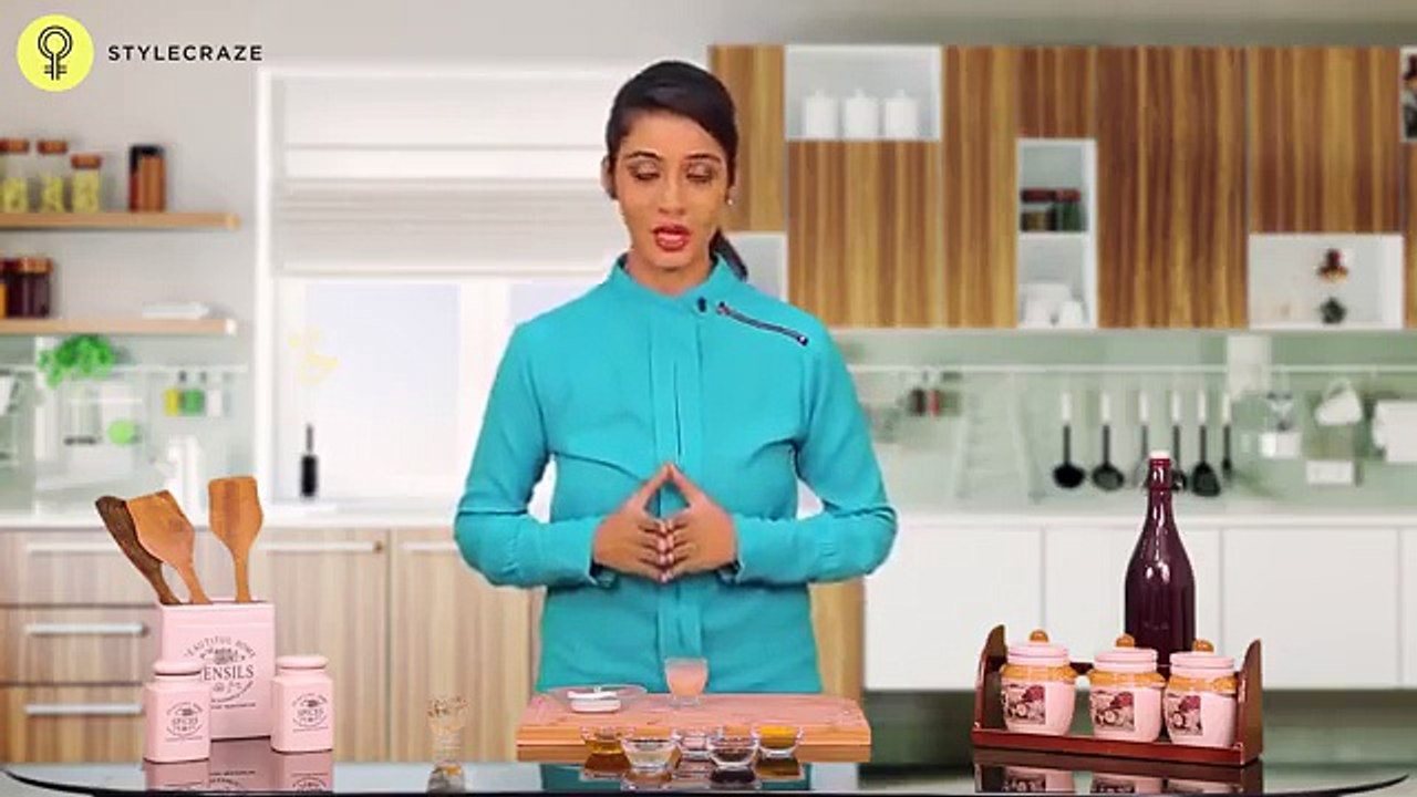 Get Rid Of Forehead PIMPLES & ACNE With Home Remedies