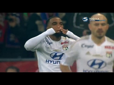 1-0 Alexandre Lacazette Goal France Ligue 1 - 09.01.2016, Lyon 1-0 Troyes AC