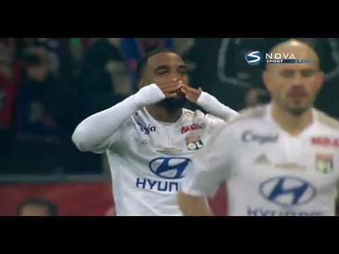 1-0 Alexandre Lacazette Goal France Ligue 1 - 09.01.2016, Lyon 1-0 Troyes AC