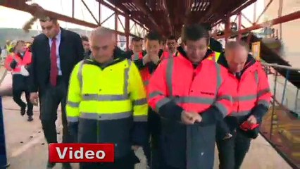 Başbakan Davutoğlu’ndan işçilere ikramiye sözü