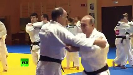 Judo Chop Putin spars with Russian team in Sochi 2016